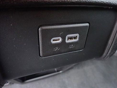 Used 2021 Chevrolet Blazer LT image 11