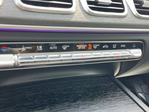 Used 2025 Mercedes-Benz GLS 450 4MATIC image 39