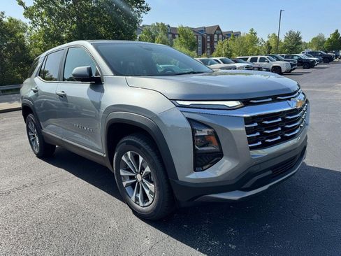 New 2027 Chevrolet Equinox LT AWD/4WD image 2