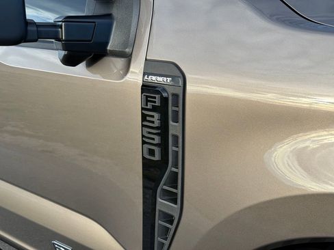 Used 2023 Ford F350 Lariat w/ Black Appearance Package image 17