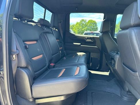 Used 2023 GMC Sierra 1500 AT4 w/ AT4 Premium Package AWD/4WD image 37