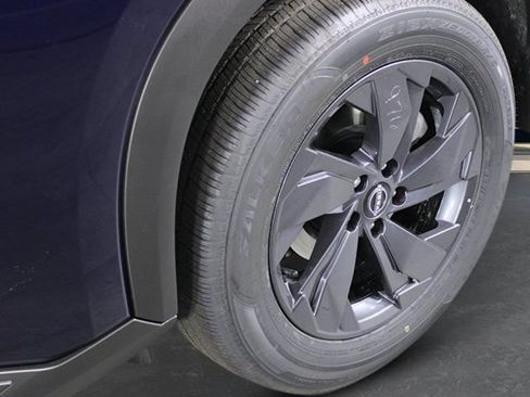 New 2026 Nissan Rogue SV FWD image 9