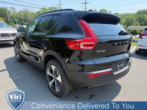 New 2026 Volvo XC40 B5 Plus w/ Protection Package Premier AWD/4WD image 6