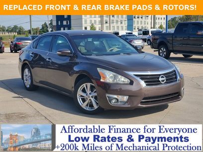 Used 2013 Nissan Altima 2.5 SL w/ 2.5 Moonroof Pkg