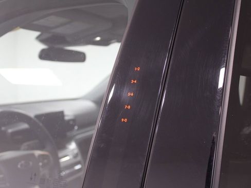 Used 2023 Ford Explorer XLT w/ Equipment Group 202A image 21