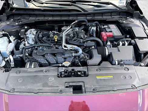 Used 2025 Nissan Altima 2.5 SV FWD image 28