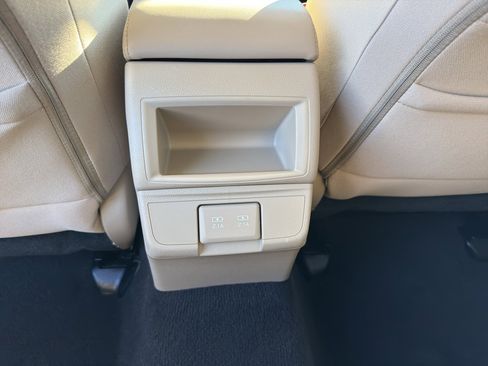 Used 2019 Subaru Outback 2.5i Premium image 31