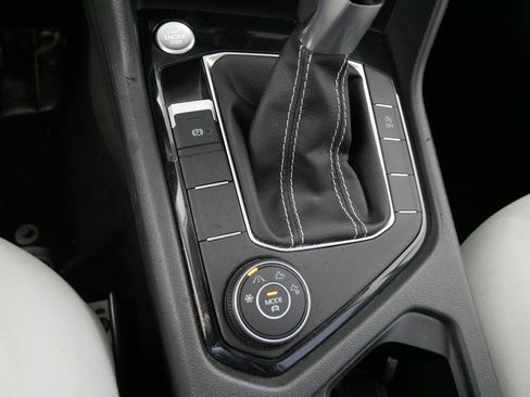 Used 2025 Volkswagen Taos S image 30