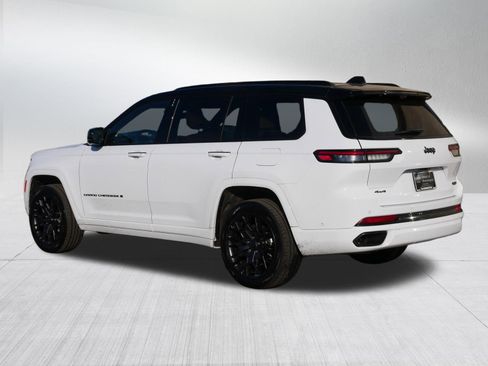 Used 2025 Jeep Grand Cherokee L Summit image 5