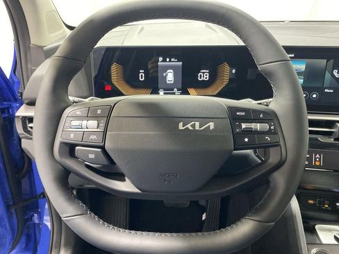 New 2026 Kia Sportage EX FWD image 11