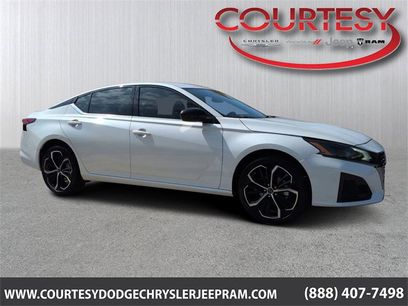 Used 2024 Nissan Altima 2.5 SR