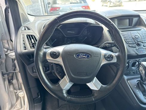 Used 2017 Ford Transit Connect XL FWD image 6