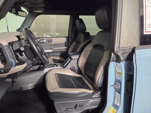 Used 2023 Ford Bronco Wildtrak AWD/4WD image 10