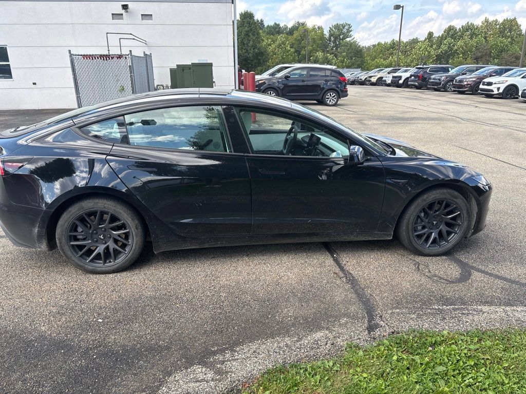 Used 2024 Tesla Model 3 Standard Range RWD image 8