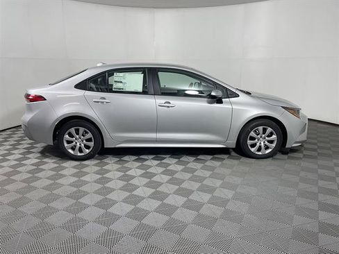 New 2026 Toyota Corolla LE FWD image 8