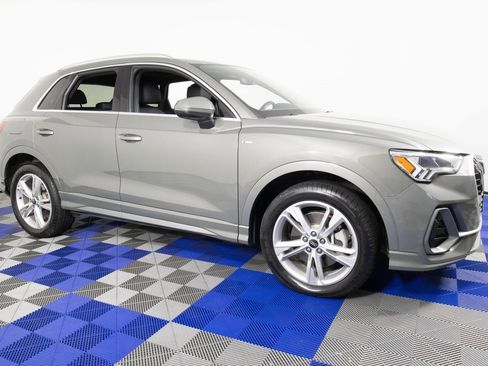 Used 2022 Audi Q3 2.0T Premium Plus image 3