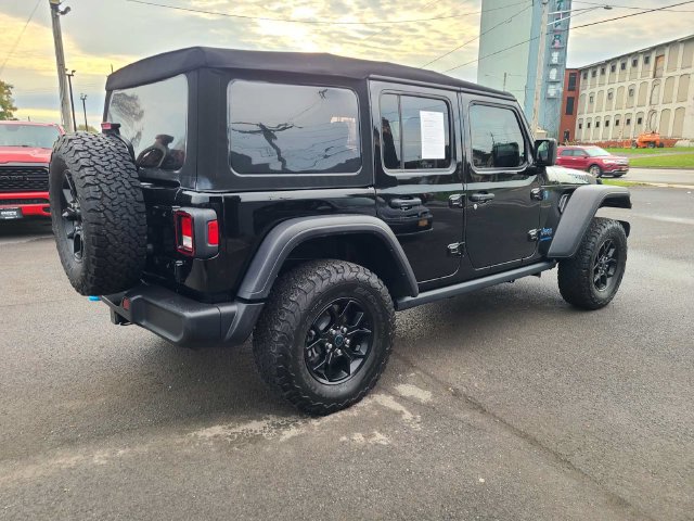 Used 2024 Jeep Wrangler Unlimited AWD/4WD image 6