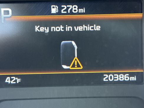 Used 2023 Kia Forte GT-Line w/ GT-Line Premium Package image 22