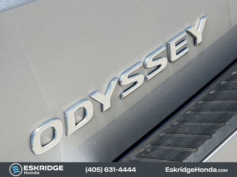 Used 2022 Honda Odyssey Elite image 11