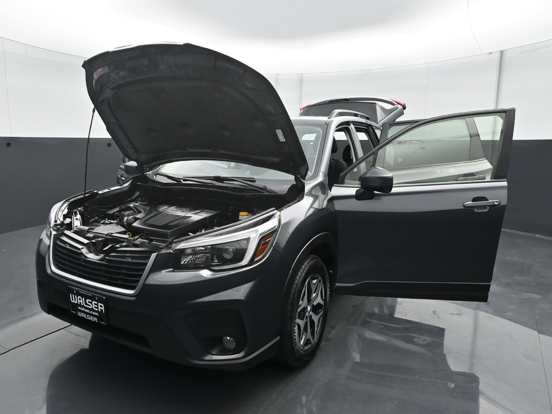 Used 2021 Subaru Forester Premium AWD/4WD image 30