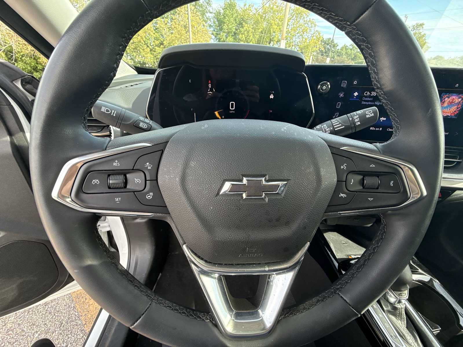 Used 2025 Chevrolet Trax ACTIV w/ Sunroof Package FWD image 11