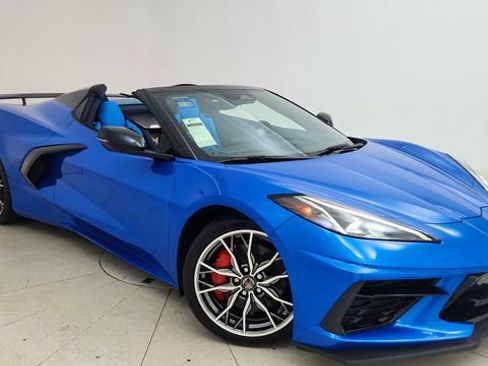 Used 2025 Chevrolet Corvette Stingray Premium Conv w/ Z51 Performance Package image 1