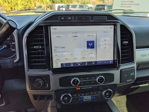 Used 2022 Ford F250 Lariat w/ Lariat Value Package image 21