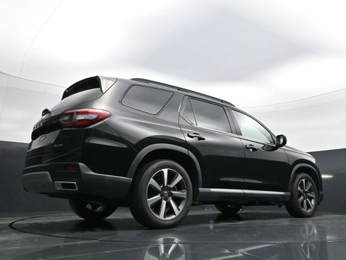 Used 2023 Honda Pilot Elite image 30