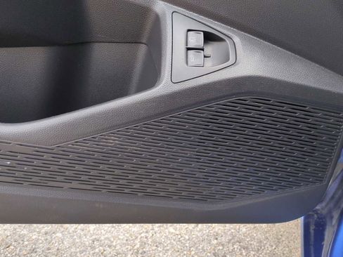 Used 2022 Volkswagen Jetta SE image 22