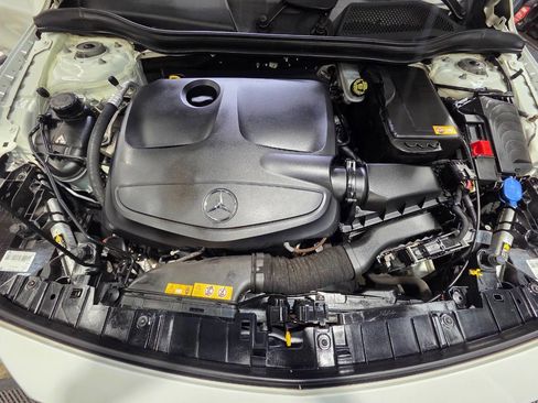 Used 2015 Mercedes-Benz GLA 250 4MATIC image 30