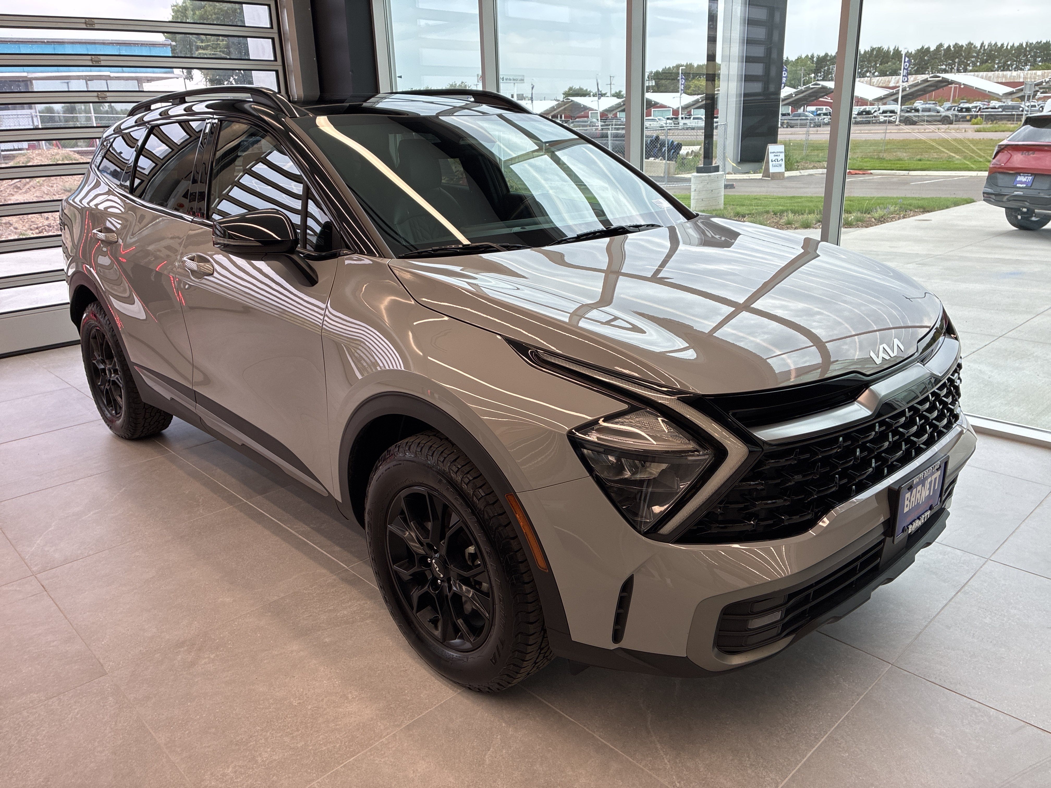 Certified 2023 Kia Sportage X-Pro AWD/4WD image 2