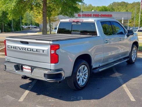 Used 2022 Chevrolet Silverado 1500 LTZ w/ LTZ Premium Package AWD/4WD image 11