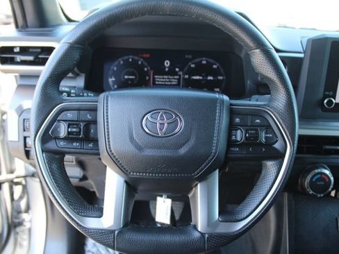 Used 2024 Toyota Tacoma TRD Off-Road AWD/4WD image 20