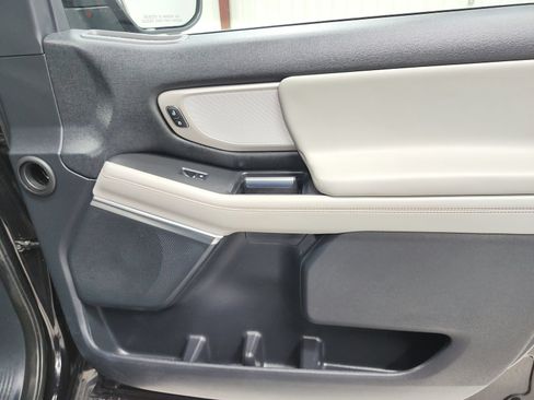 Used 2025 Ford Expedition Active RWD image 50