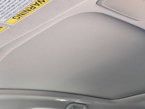 Certified 2025 Acura RDX SH-AWD w/ Advance Package image 33