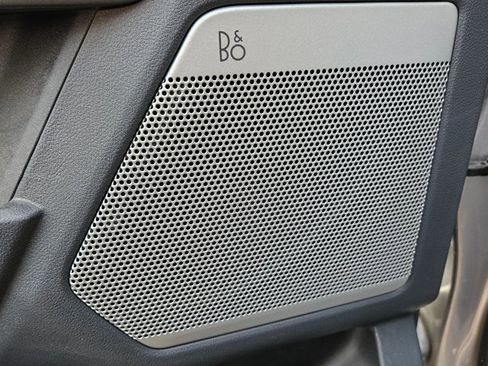 Used 2024 Ford F350 Lariat w/ FX4 Off-Road Package image 10