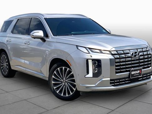 Used 2023 Hyundai Palisade Calligraphy AWD/4WD image 3