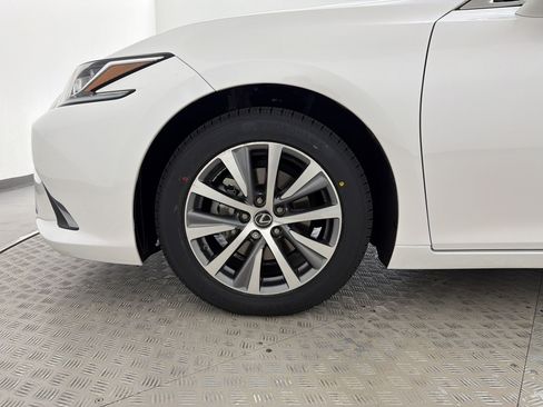 Used 2020 Lexus ES 350 w/ Premium Package FWD image 13