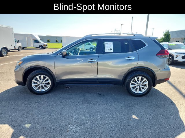 Used 2018 Nissan Rogue SV AWD/4WD image 4