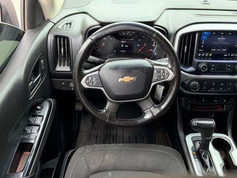 Used 2019 Chevrolet Colorado LT w/ LT Convenience Package image 8