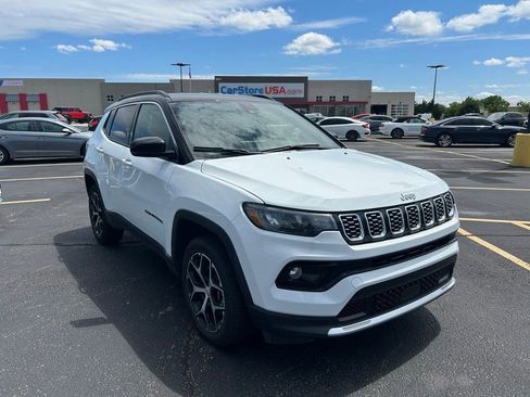 Used 2024 Jeep Compass Limited AWD/4WD image 1