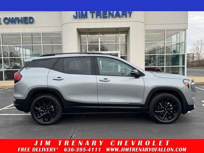 Used 2023 GMC Terrain SLT w/ Infotainment Package II
