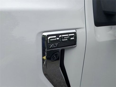 Used 2022 Ford F150 XLT image 7