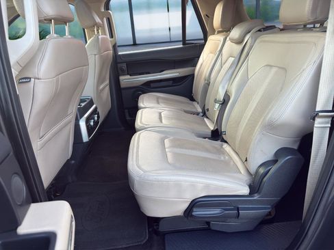 Used 2023 Ford Expedition Max Limited image 13
