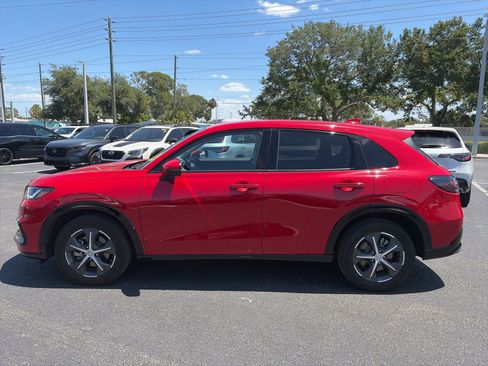 Certified 2024 Honda HR-V EX-L image 4