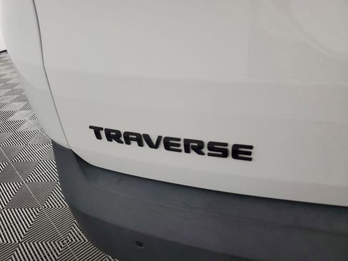 Certified 2022 Chevrolet Traverse RS image 32