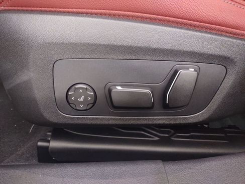 New 2026 BMW 330i Sedan w/ Convenience Package image 13