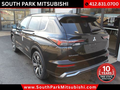New 2026 Mitsubishi Outlander SE image 7