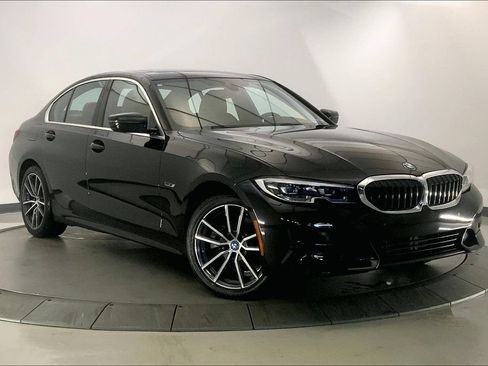 Used 2022 BMW 330e xDrive w/ Premium Package AWD/4WD image 1