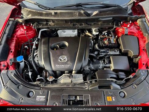 Used 2017 MAZDA CX-5 Touring w/ Preferred Equipment Package FWD image 12